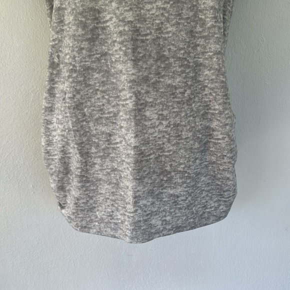 Emma’s Expressions Maternity gray crewneck short sleeve ruched tee medium - Picture 4 of 10